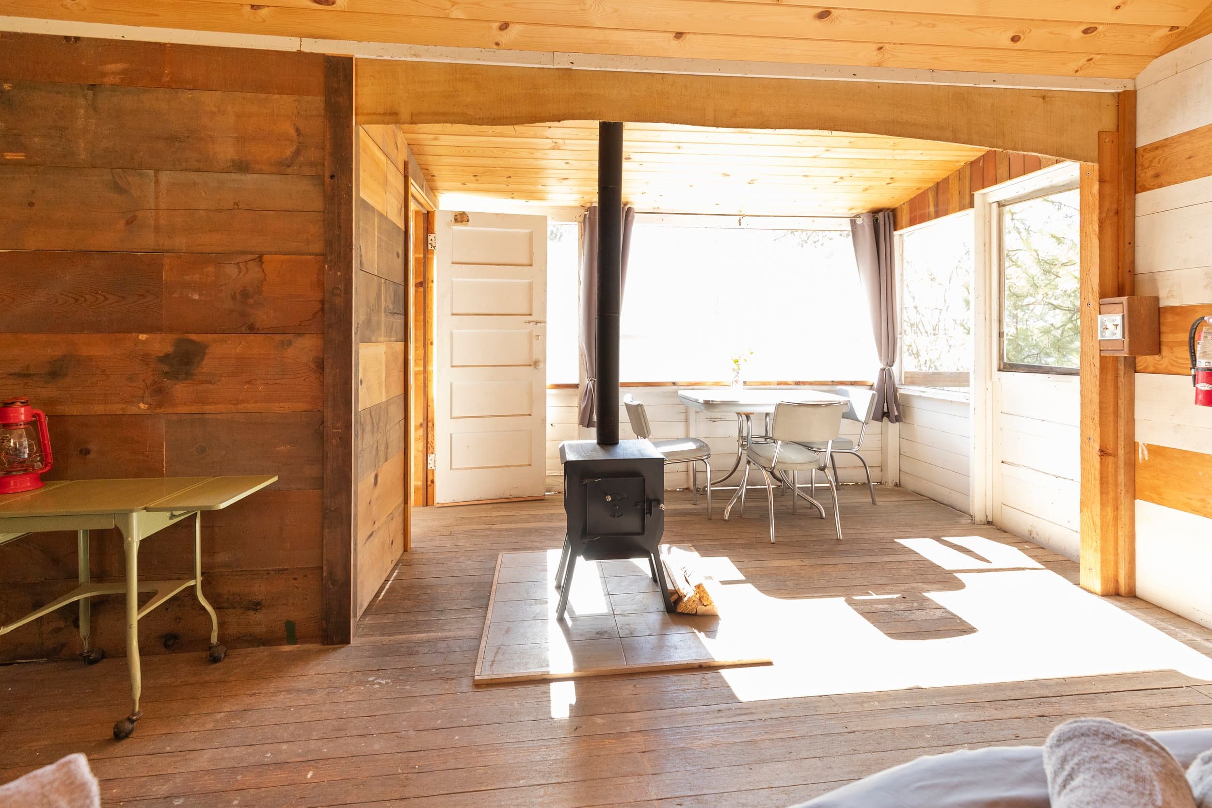Cabin photo 2